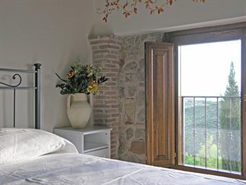 Aparthotel Il Casale Delle Ginestre